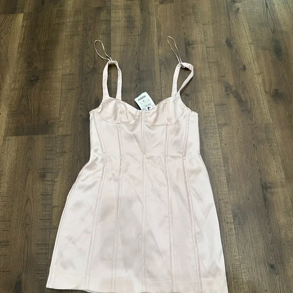 Zara Blush Pink Dress - Picture 1 of 5